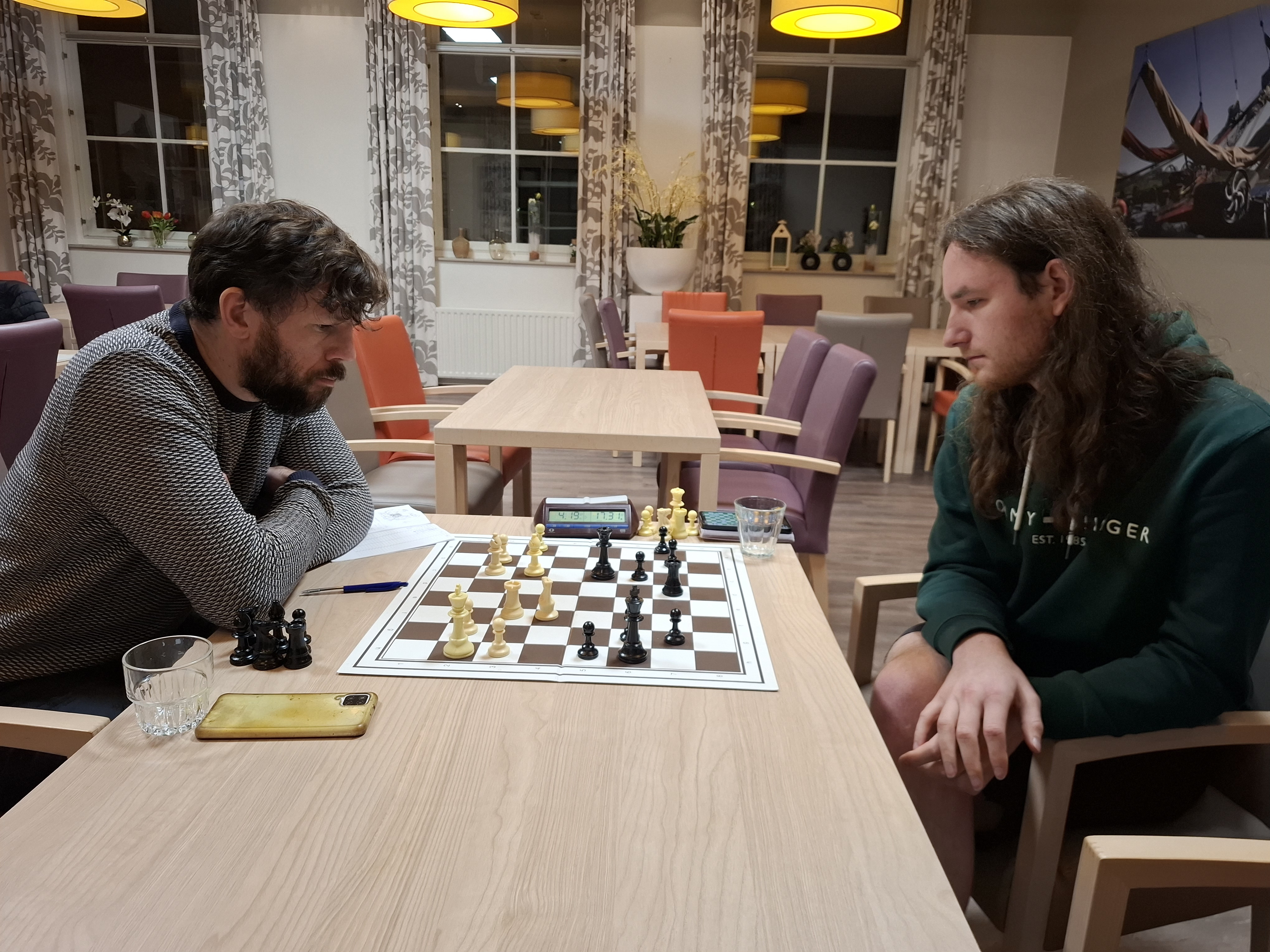 Ernst Vs Floris
