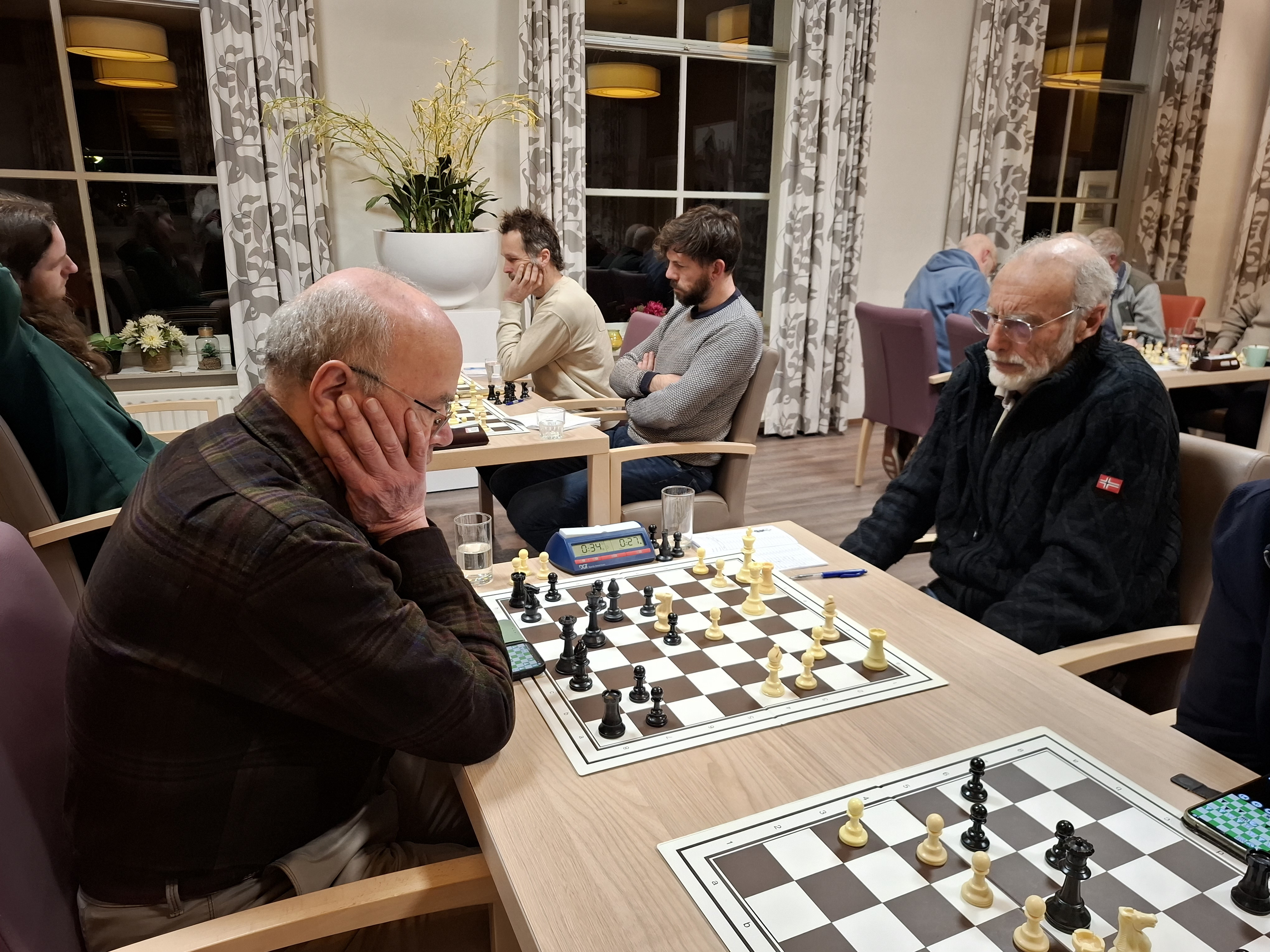 Frans N Vs Frans J