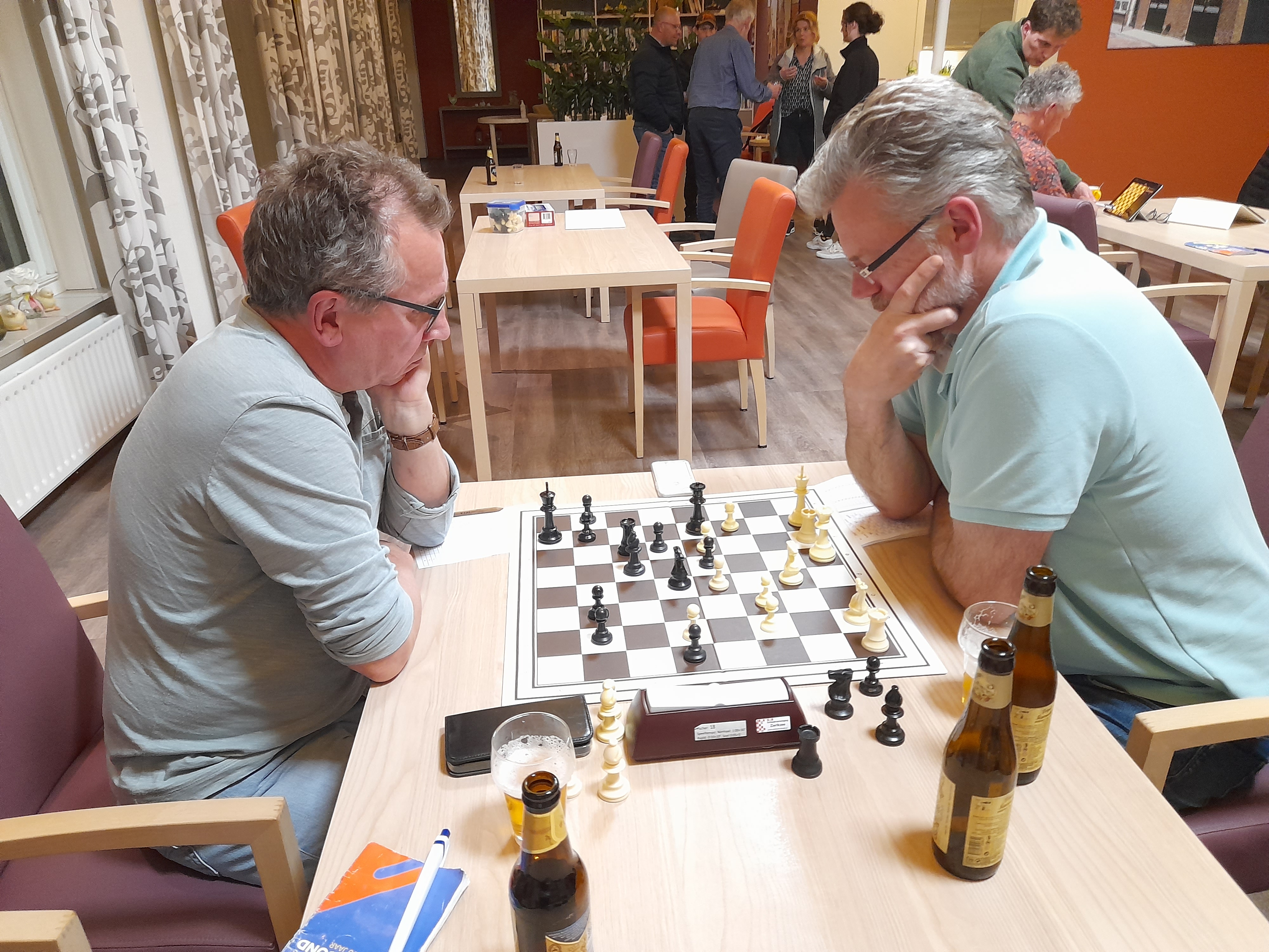 Aloys Vs Sjaak